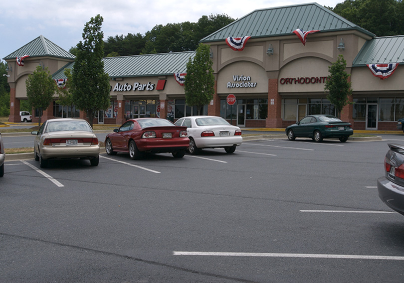 Woodbridge Center Big Image